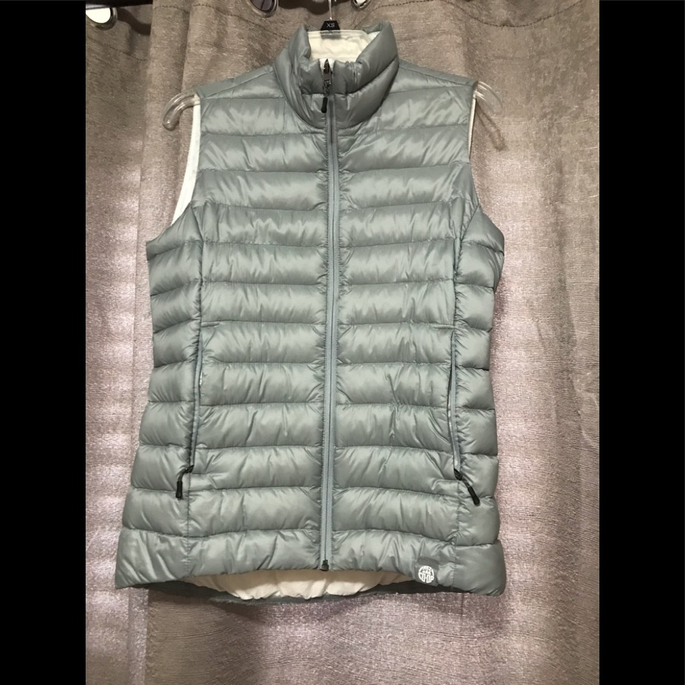 Rei vest